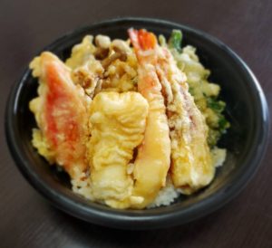 成田家藤原店で期間限定「お得弁当」